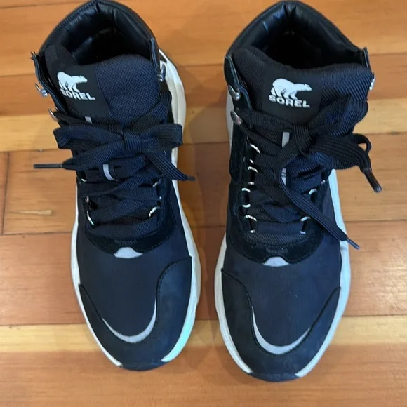 Sorel Women's Kinetic RNEGD Conquest Boot — Waterproof Leather Winter Boots - Picture 2 of 6